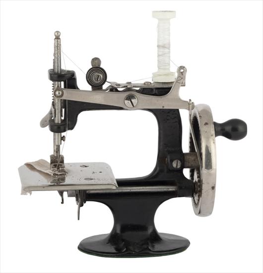 Karty pracy - 5212old_sewing_machine1.jpg